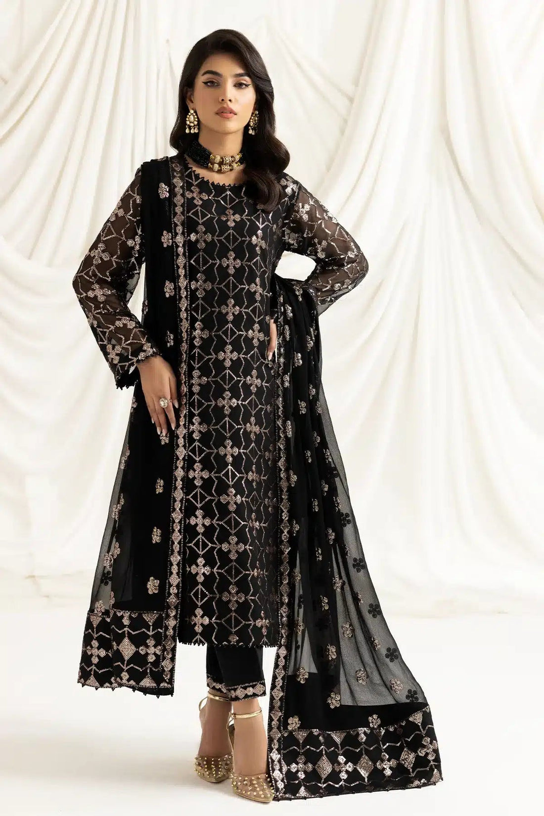 Alizeh | Dua Formals 23 | DUA - V02D04A - NAZIK(BLACK) - Pakistani Clothes - Hoorain Designer Wear