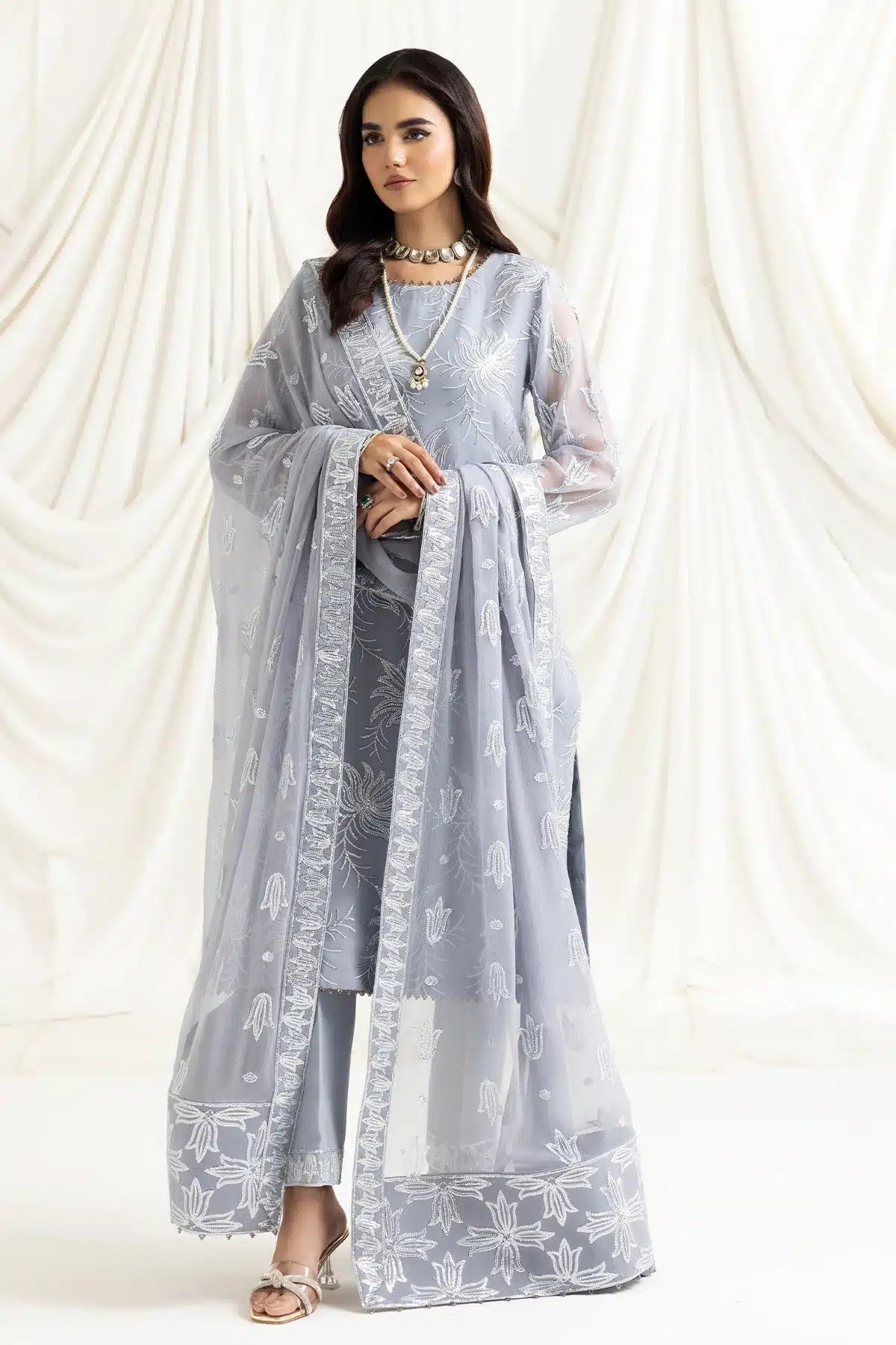 Alizeh | Dua Formals 23 | DUA - V02D05B - ELNAZ(GREY) - Pakistani Clothes - Hoorain Designer Wear