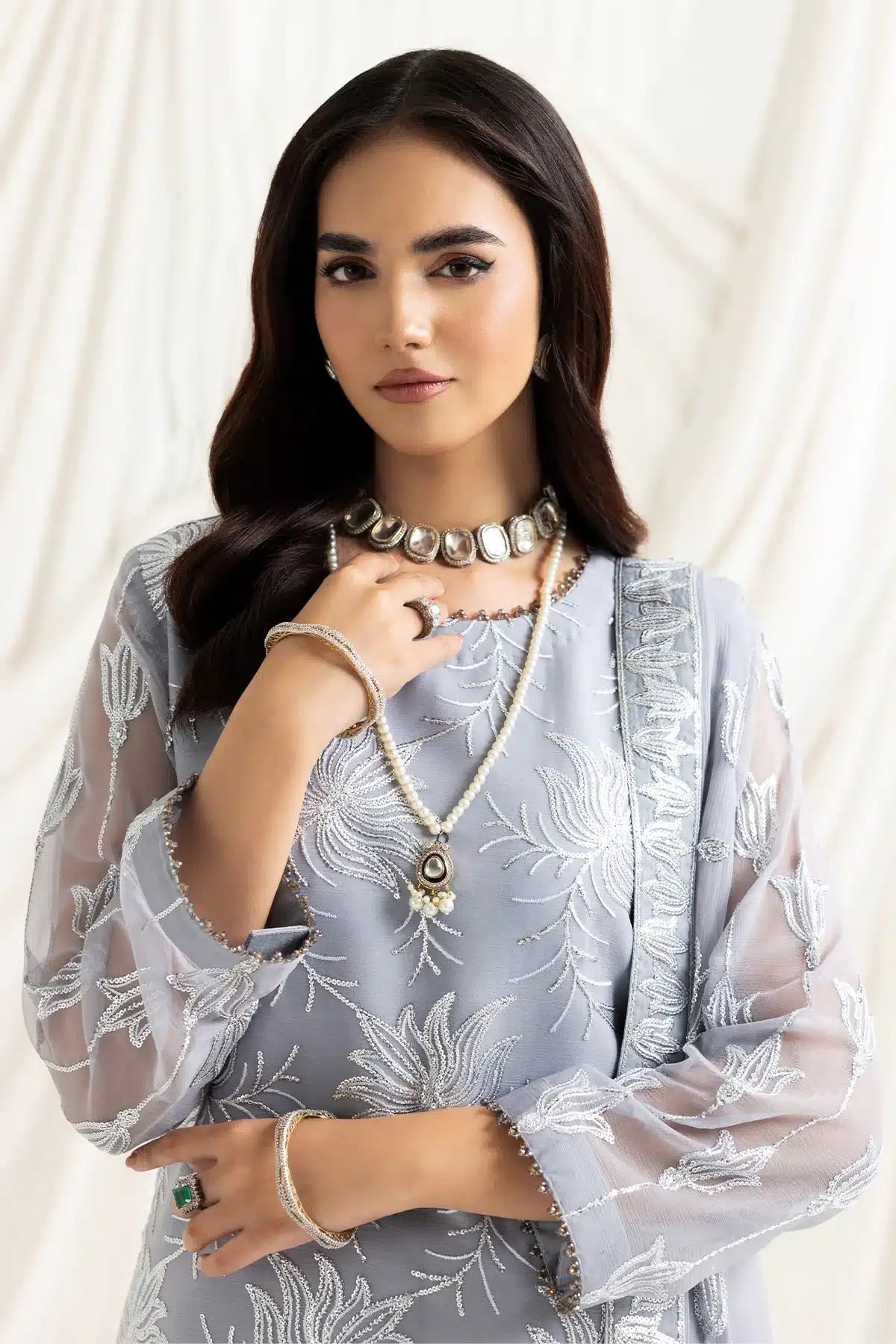 Alizeh | Dua Formals 23 | DUA - V02D05B - ELNAZ(GREY) - Pakistani Clothes - Hoorain Designer Wear