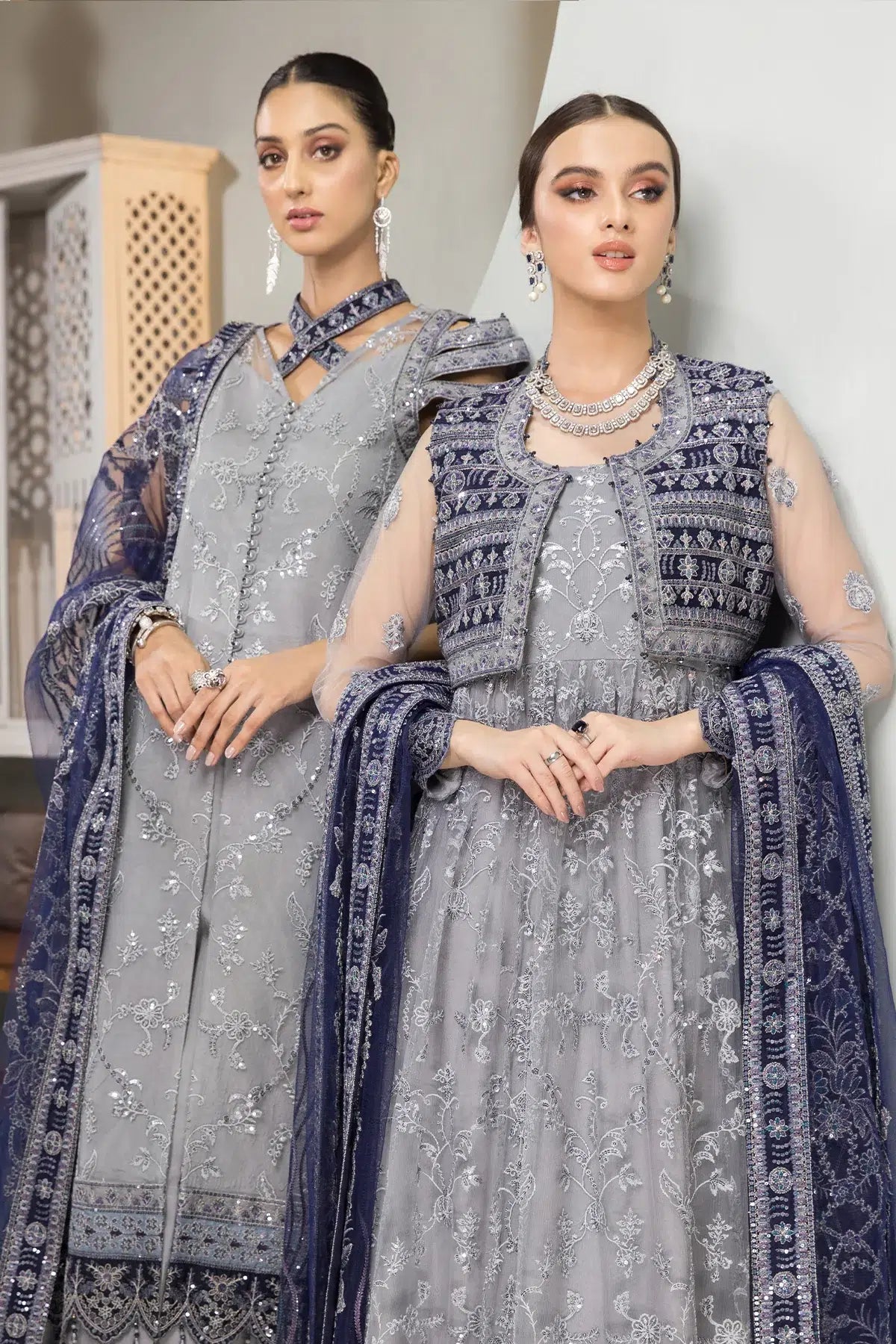 Alizeh | Formals Collection | Aks - Pakistani Clothes - Hoorain Designer Wear