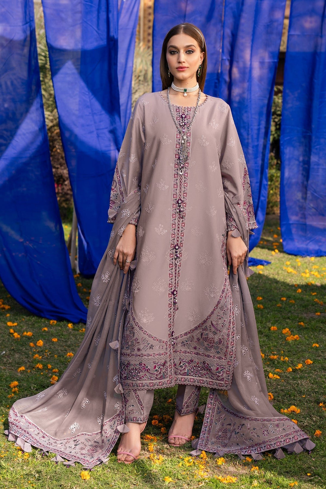 Alizeh | Rawayat Luxury Lawn 24 | Meraat - Pakistani Clothes - Hoorain Designer Wear