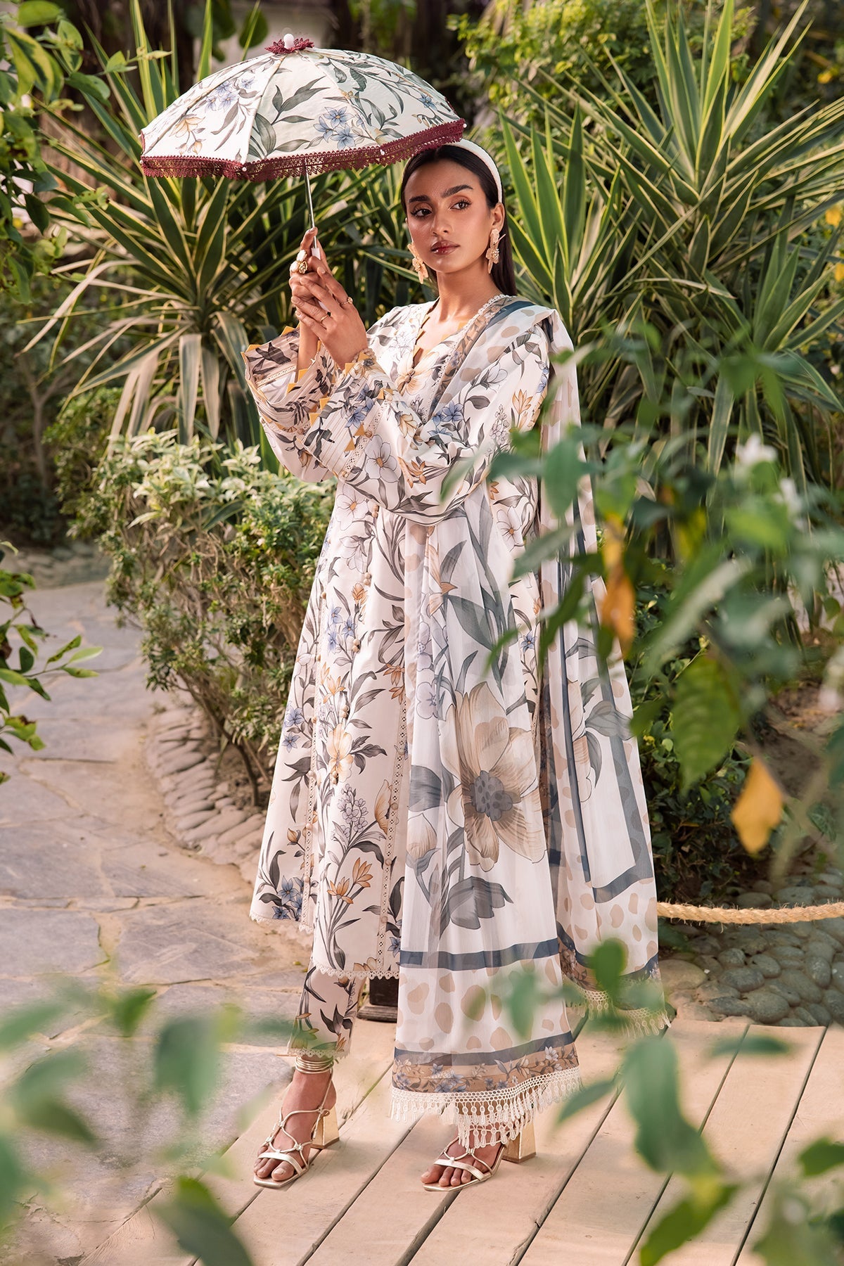 Alizeh | Sheen Lawn Prints 24 | GARDENIA - Pakistani Clothes - Hoorain Designer Wear