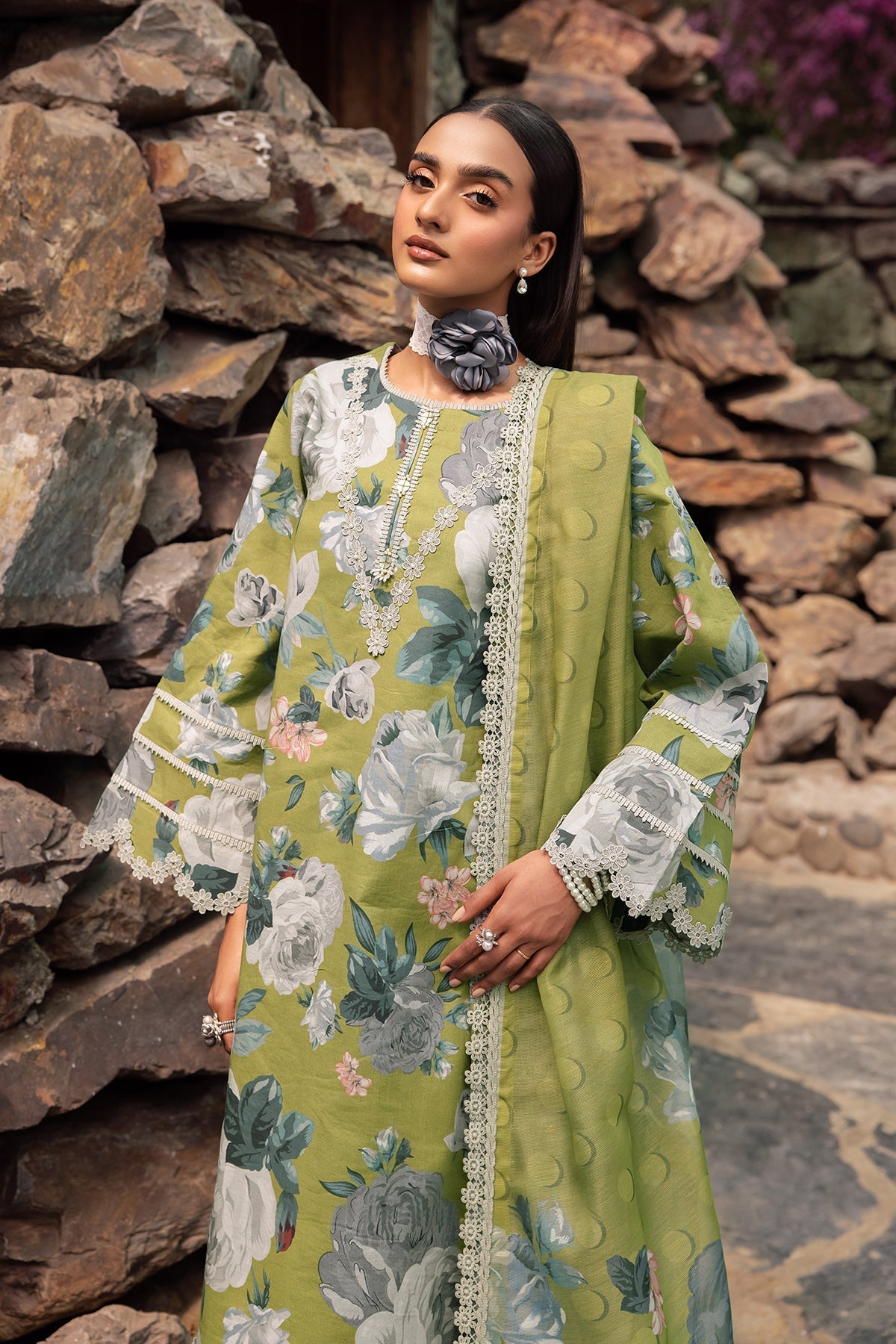 Alizeh | Sheen Lawn Prints 24 | JAZMIN - Pakistani Clothes - Hoorain Designer Wear