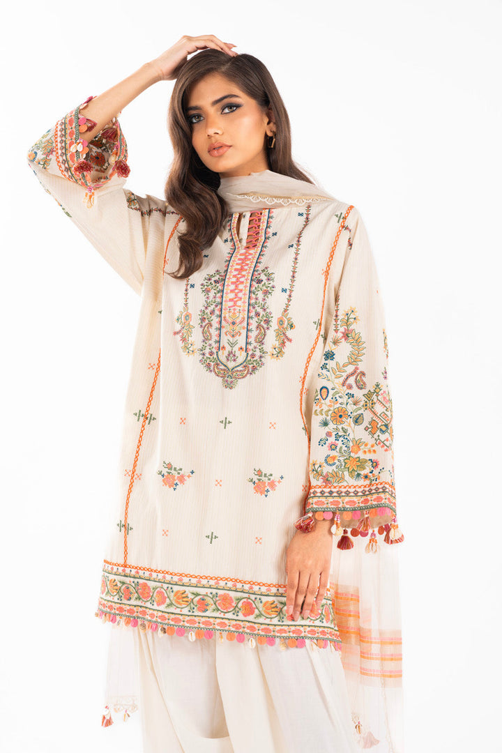 Alkaram | Luxury Lawn 24 | EC-03-24 - Hoorain Designer Wear - Pakistani Ladies Branded Stitched Clothes in United Kingdom, United states, CA and Australia