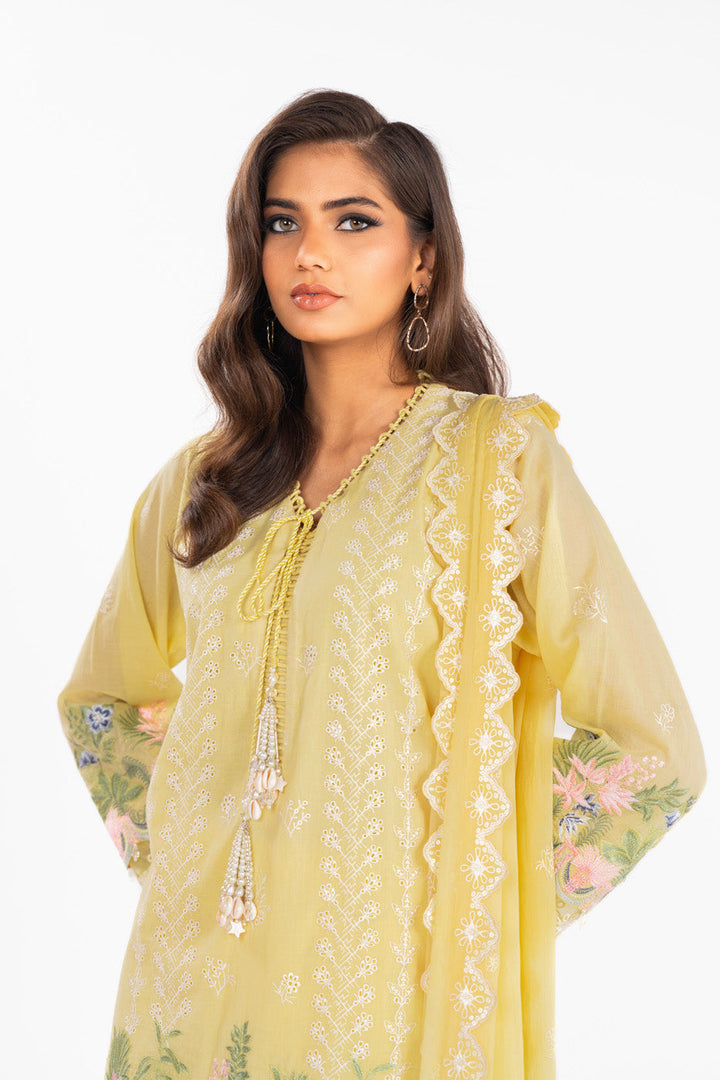 Alkaram | Luxury Lawn 24 | EC-09-24 - Hoorain Designer Wear - Pakistani Ladies Branded Stitched Clothes in United Kingdom, United states, CA and Australia