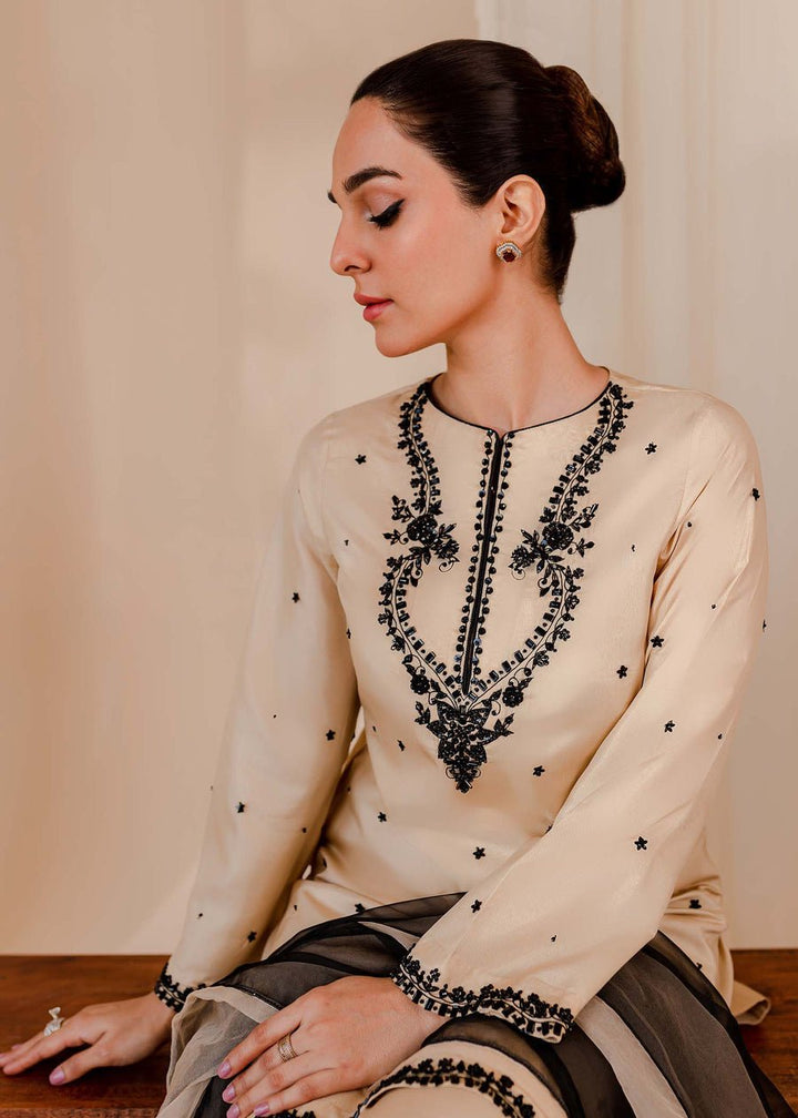 Allure | Denara Formals | LAUREN - Pakistani Clothes - Hoorain Designer Wear