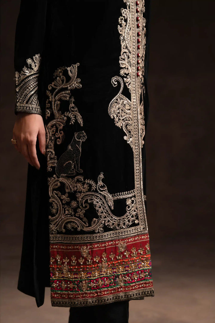 Ammara Khan | Velvet 23/24 | BLACK BEAUTY IN VELVET (D - 03) - Pakistani Clothes - Hoorain Designer Wear