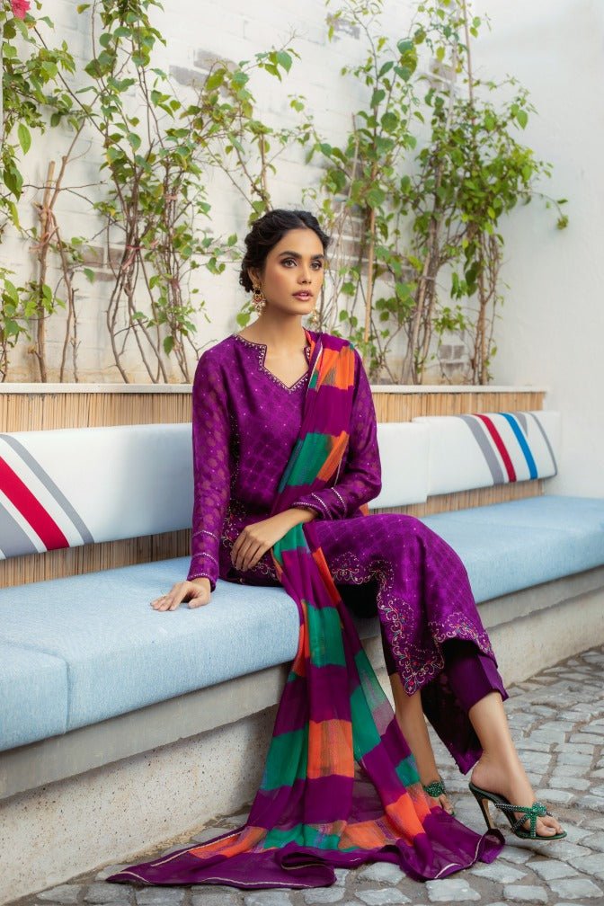 Anam Akhlaq | Festive Collection | D - 14 - Pakistani Clothes - Hoorain Designer Wear