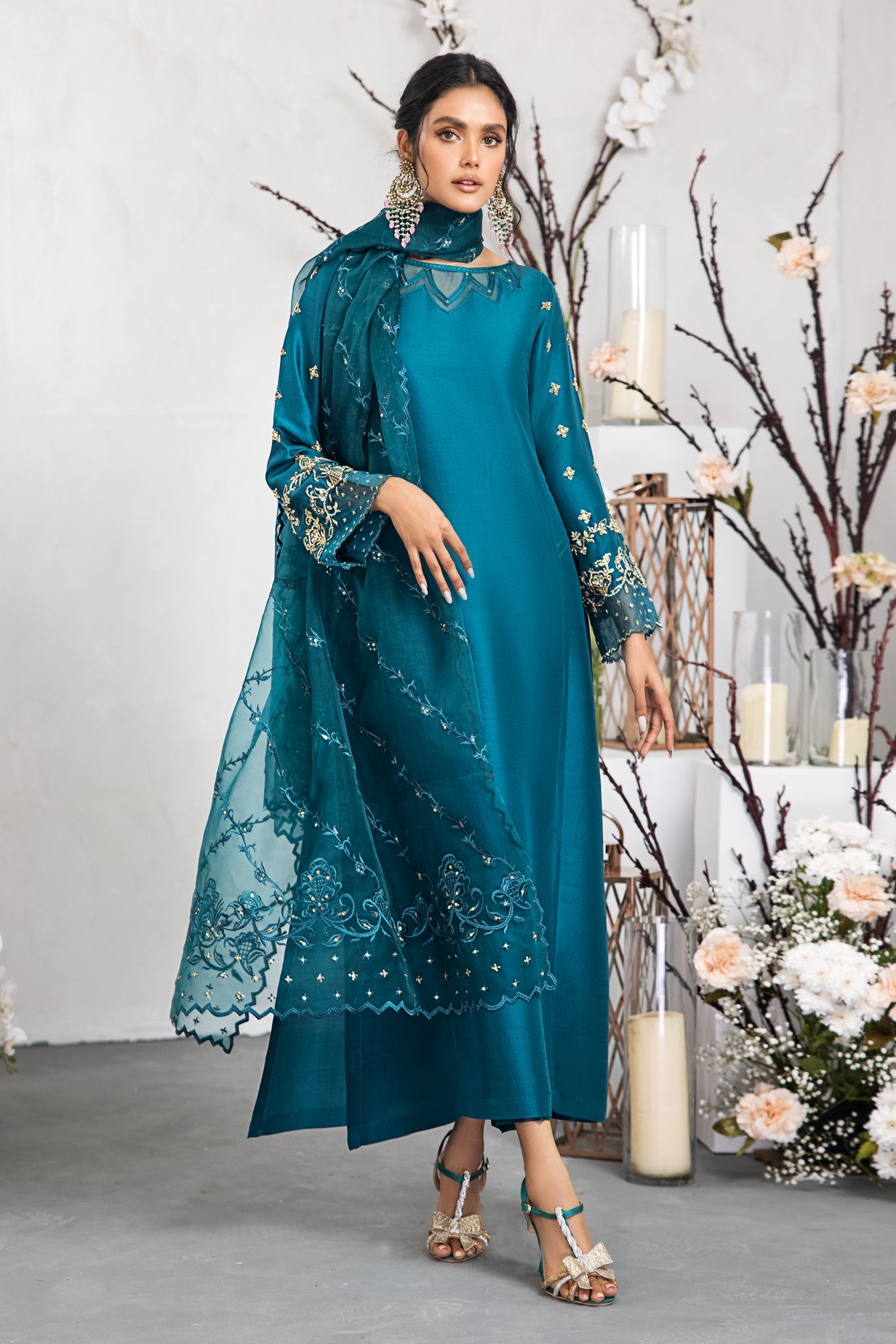 Anam Akhlaq | Festive Collection | D - 25 - Pakistani Clothes - Hoorain Designer Wear