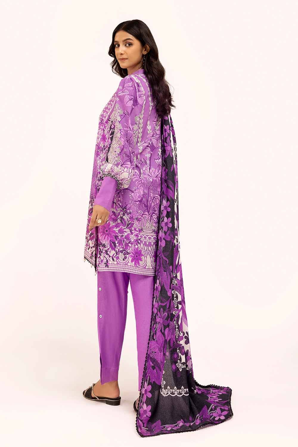 Gul Ahmed | Winter Collection 24 | Karandi Suit AY-42002