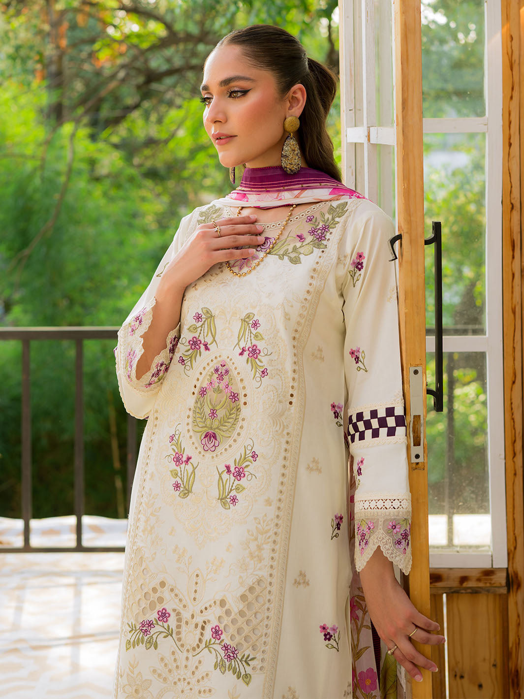 Mahnur | Bella Lawn 24 | BL - 04 - Pakistani Clothes for women, in United Kingdom and United States