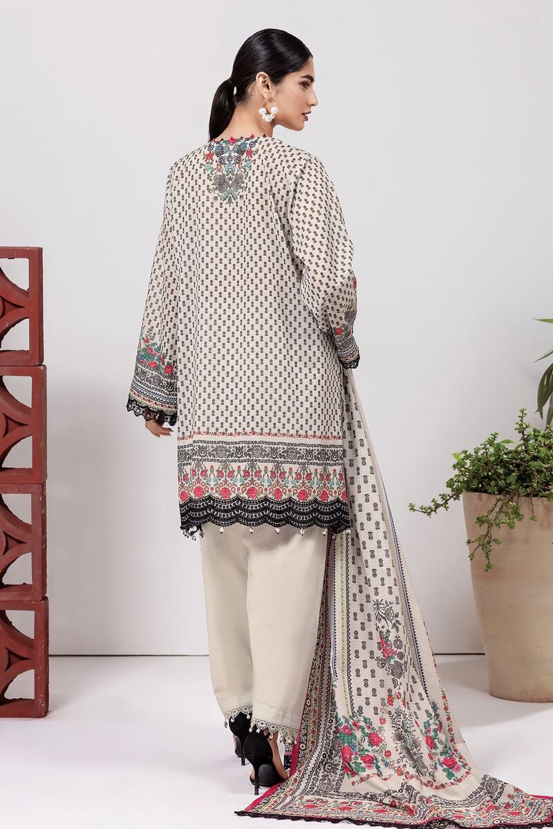 Khaadi | Essential Winter 24 | KEW 10