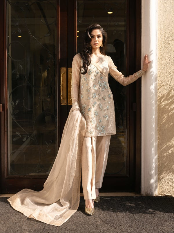 Caia | Mahiri Luxury Edit’24 | ARIA - Hoorain Designer Wear - Pakistani Ladies Branded Stitched Clothes in United Kingdom, United states, CA and Australia