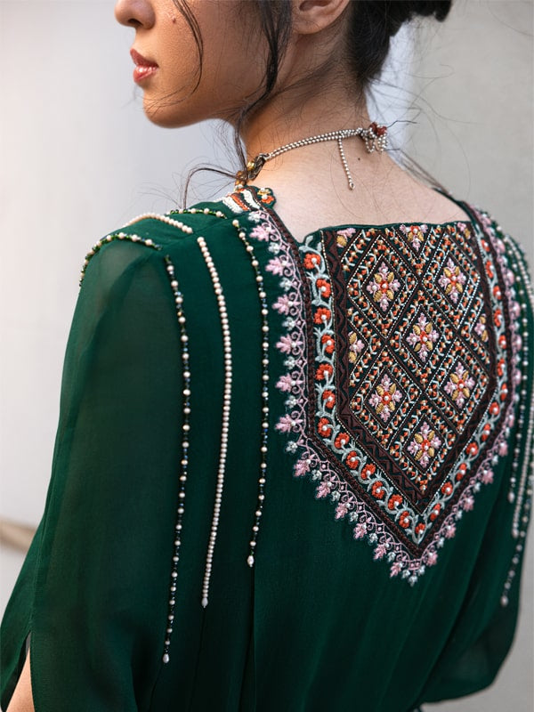 Caia | Mahiri Luxury Edit’24 | MIRAGE - Hoorain Designer Wear - Pakistani Designer Clothes for women, in United Kingdom, United states, CA and Australia