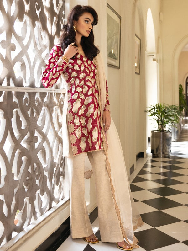 Caia | Mahiri Luxury Edit’24 | LUXE - Hoorain Designer Wear - Pakistani Ladies Branded Stitched Clothes in United Kingdom, United states, CA and Australia