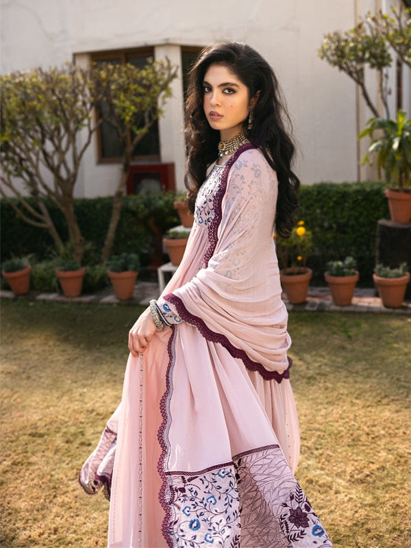 Caia | Mahiri Luxury Edit’24 | BLOSSOMÉ - Hoorain Designer Wear - Pakistani Ladies Branded Stitched Clothes in United Kingdom, United states, CA and Australia