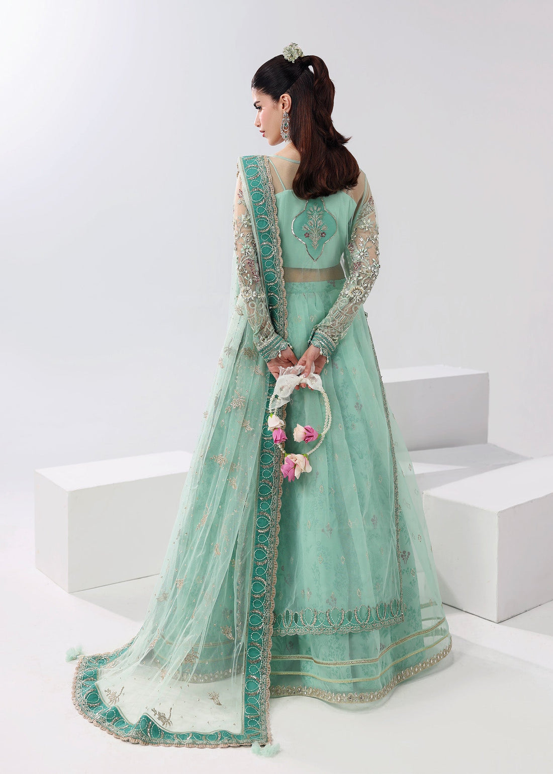 Sardinia | Lamore Luxury Handwork Edit 25 | Crystal Bloom