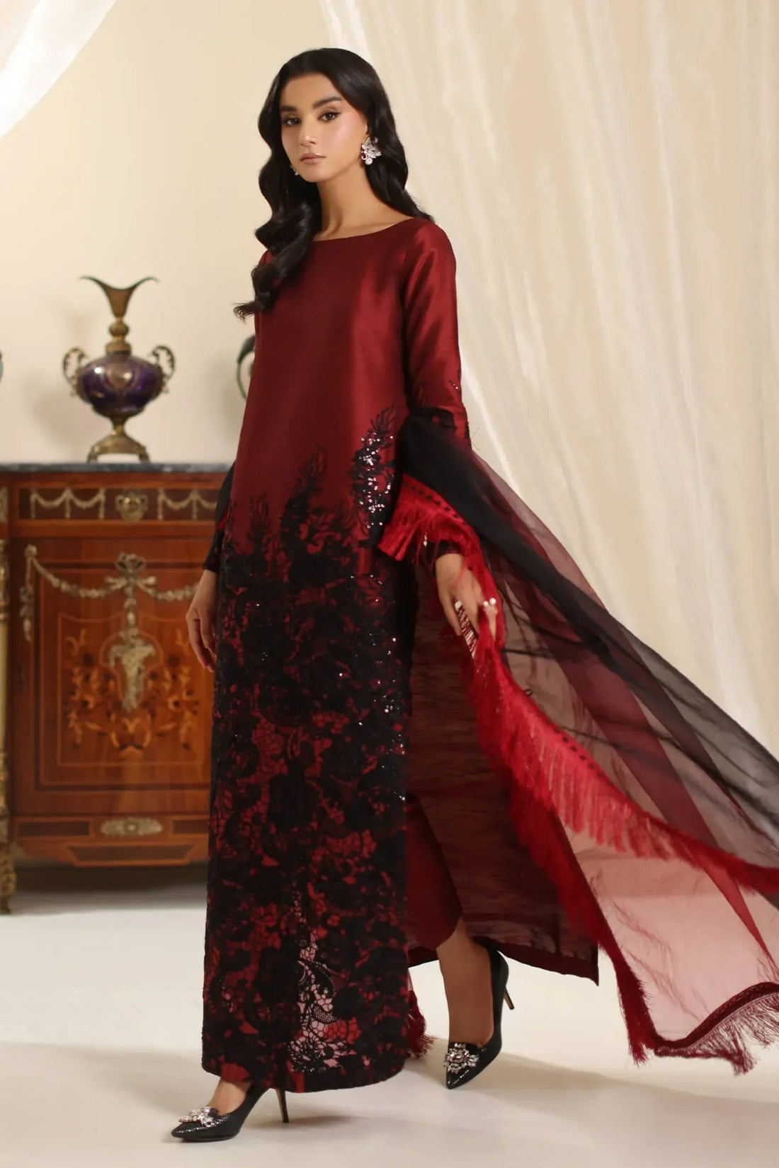 Musferah Saad | Amor A La Vida | Dark Rose