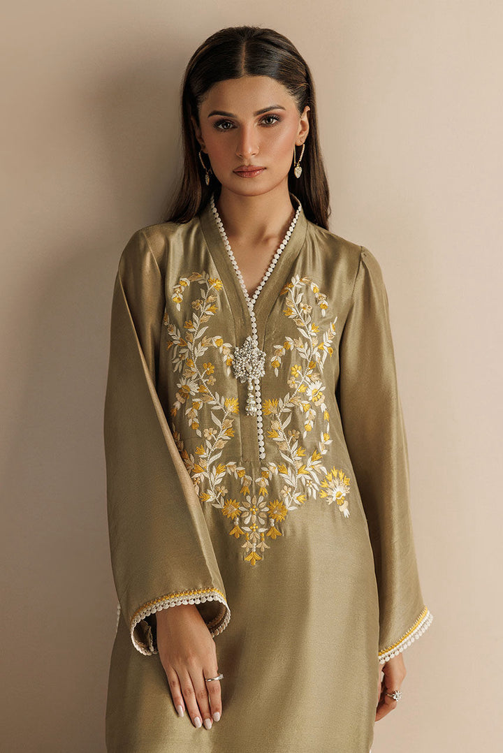 Deepak Perwani | Eid Edit 24 | KUT296 - Hoorain Designer Wear - Pakistani Ladies Branded Stitched Clothes in United Kingdom, United states, CA and Australia