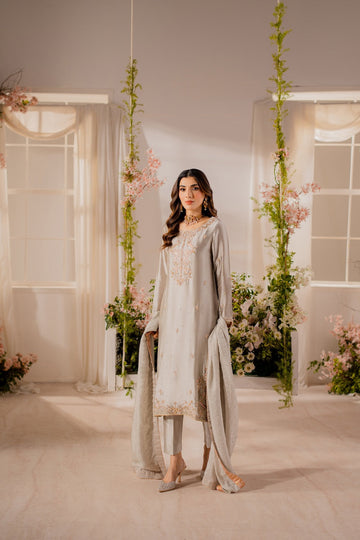 Vintage | Shehnayi Formals | Mahzeb