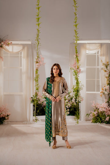 Vintage | Shehnayi Formals | Fia