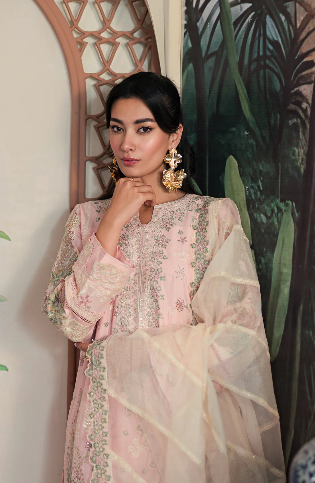 Emaan Adeel | Ayra Luxury Lawn 24 | AR-01 - Pakistani Clothes for women, in United Kingdom and United States