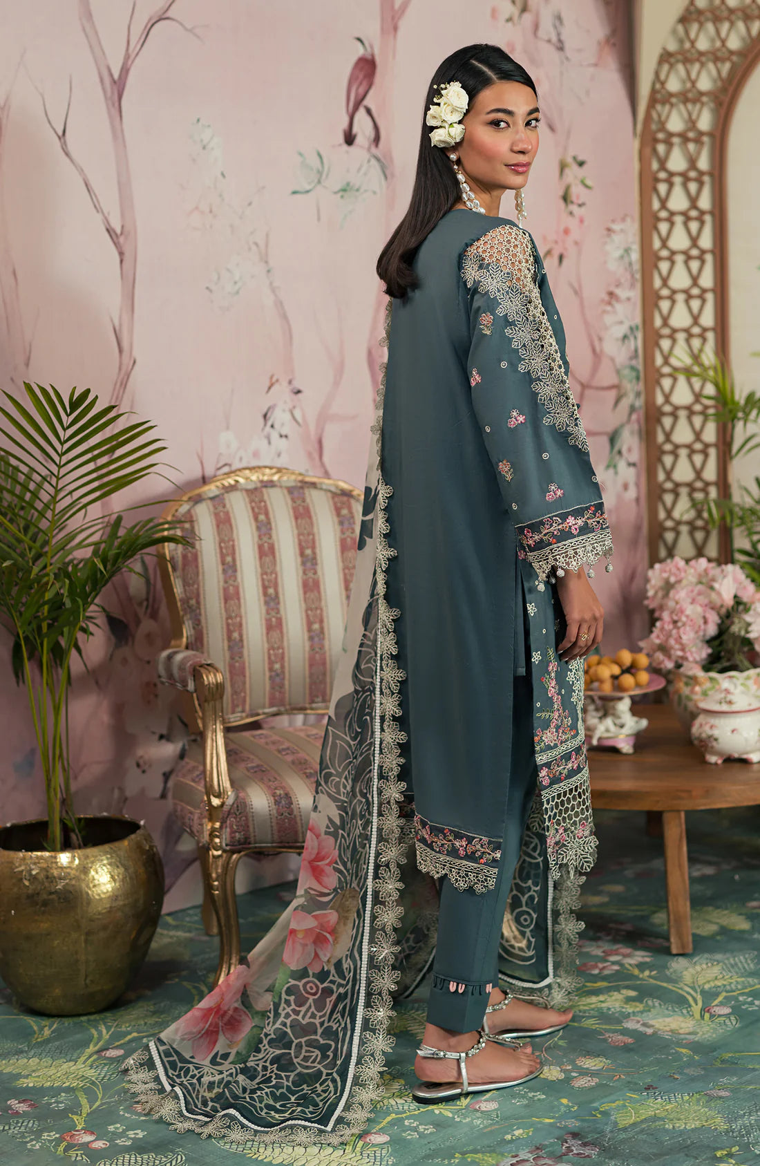 Emaan Adeel | Ayra Luxury Lawn 24 | AR-09 - Pakistani Clothes for women, in United Kingdom and United States