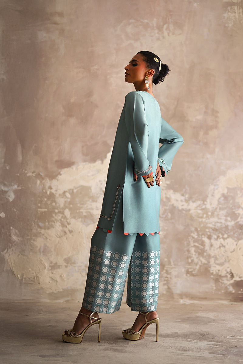 Wardha Saleem | Layla Formals 25 | Firoza