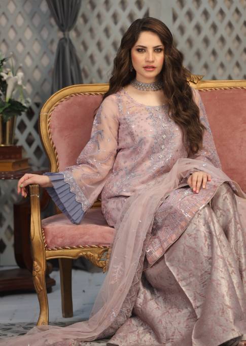 Daud Abbas | Formals Collection | ELINOR - Hoorain Designer Wear - Pakistani Ladies Branded Stitched Clothes in United Kingdom, United states, CA and Australia