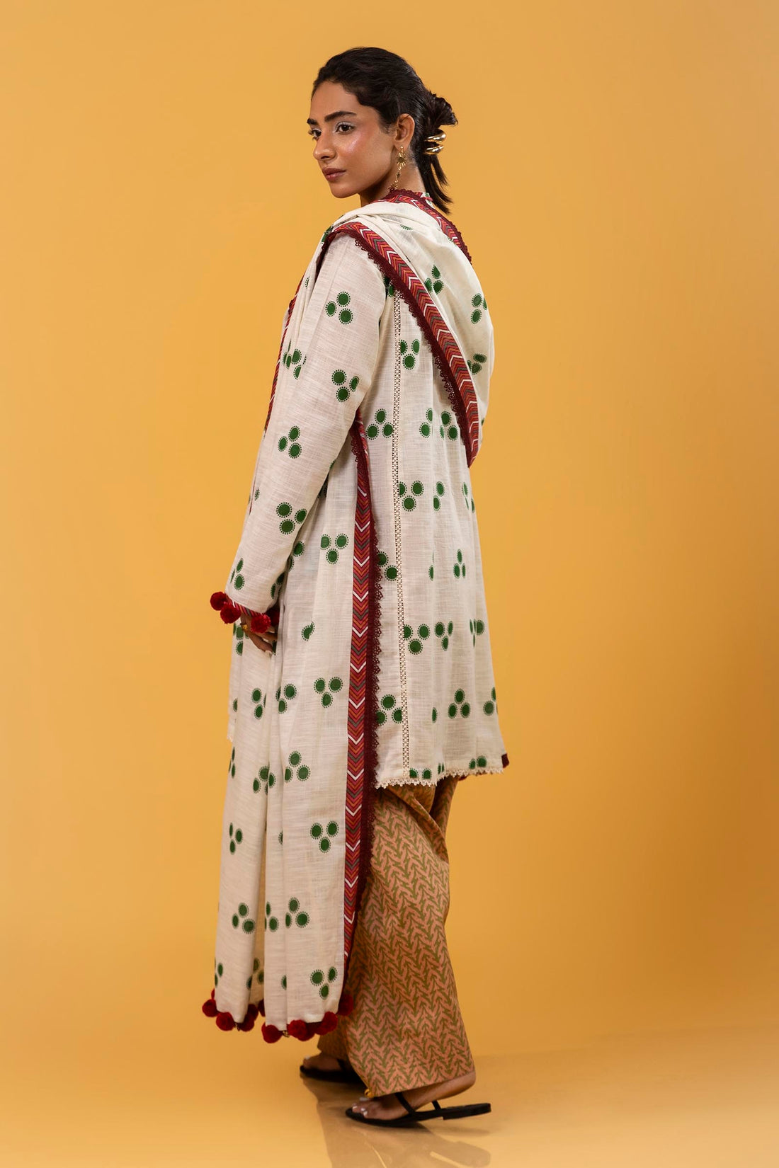 Sana Safinaz | Mahay Winter 24 | H243-001B-3CQ