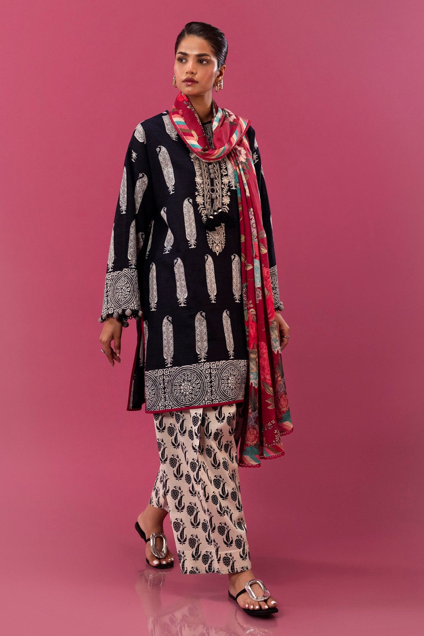 Sana Safinaz | Mahay Winter 24 | H243-016B-3CQ