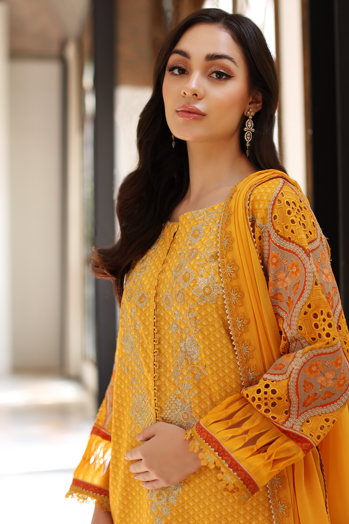 Charizma | Ramzan Edit | RE4-06 - Hoorain Designer Wear - Pakistani Ladies Branded Stitched Clothes in United Kingdom, United states, CA and Australia