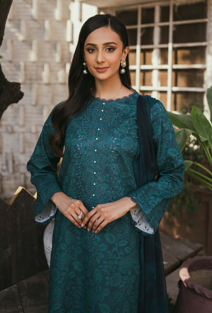 Humdum | Gardenia Lawn | D01 - Hoorain Designer Wear - Pakistani Ladies Branded Stitched Clothes in United Kingdom, United states, CA and Australia