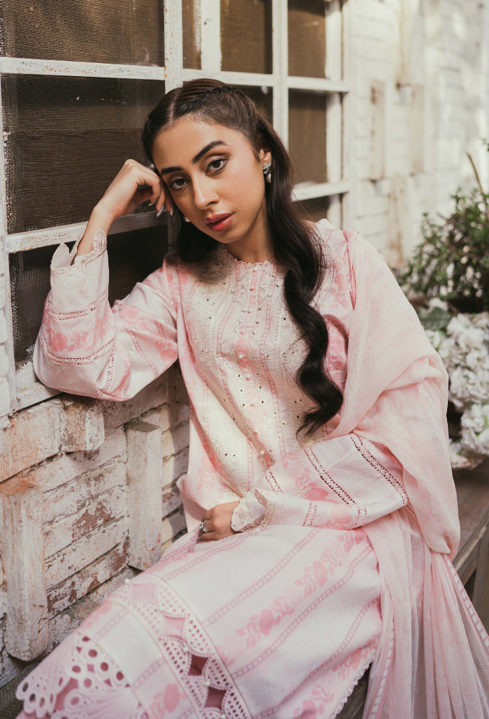 Humdum | Gardenia Lawn | D03 - Pakistani Clothes for women, in United Kingdom and United States