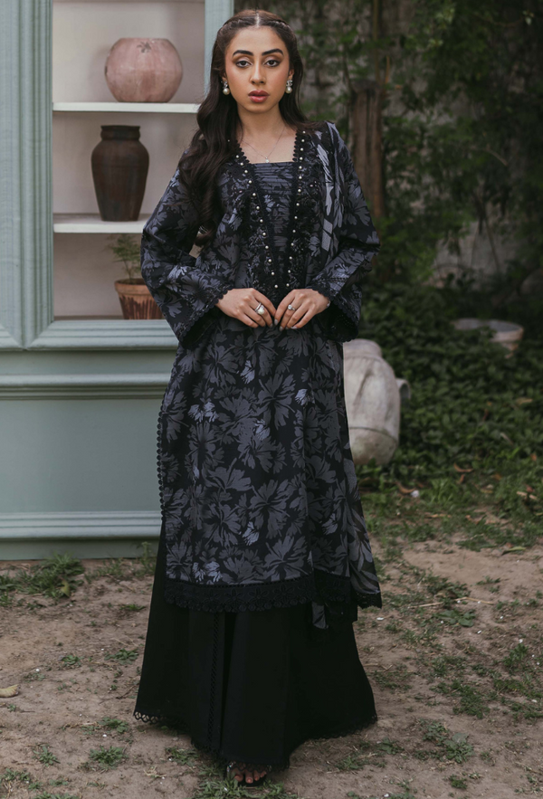 Humdum | Gardenia Lawn | D04 - Hoorain Designer Wear - Pakistani Ladies Branded Stitched Clothes in United Kingdom, United states, CA and Australia