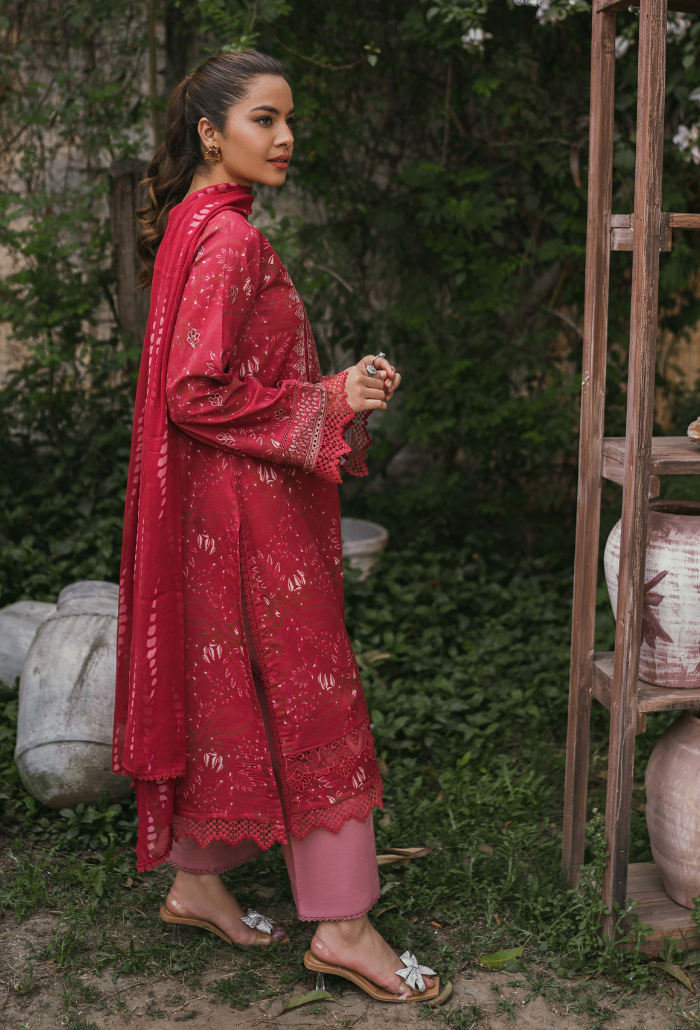 Humdum | Gardenia Lawn | D06 - Hoorain Designer Wear - Pakistani Ladies Branded Stitched Clothes in United Kingdom, United states, CA and Australia