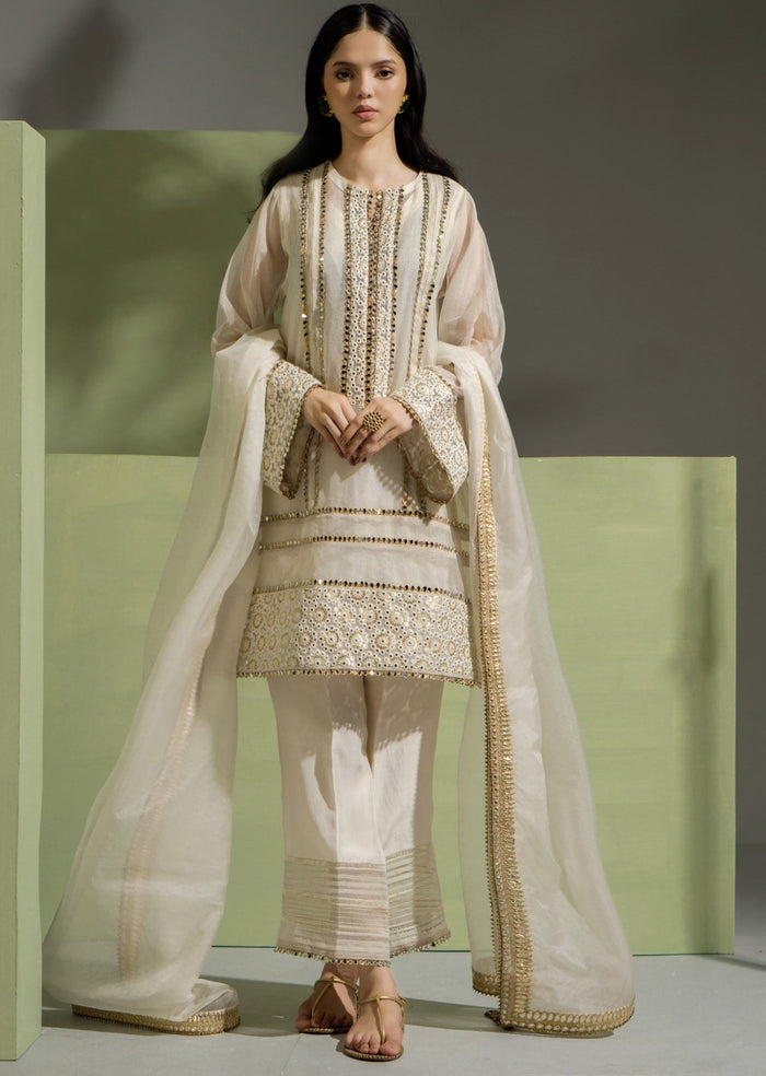 Laj | Mehtab Luxury Wear | VIRAH