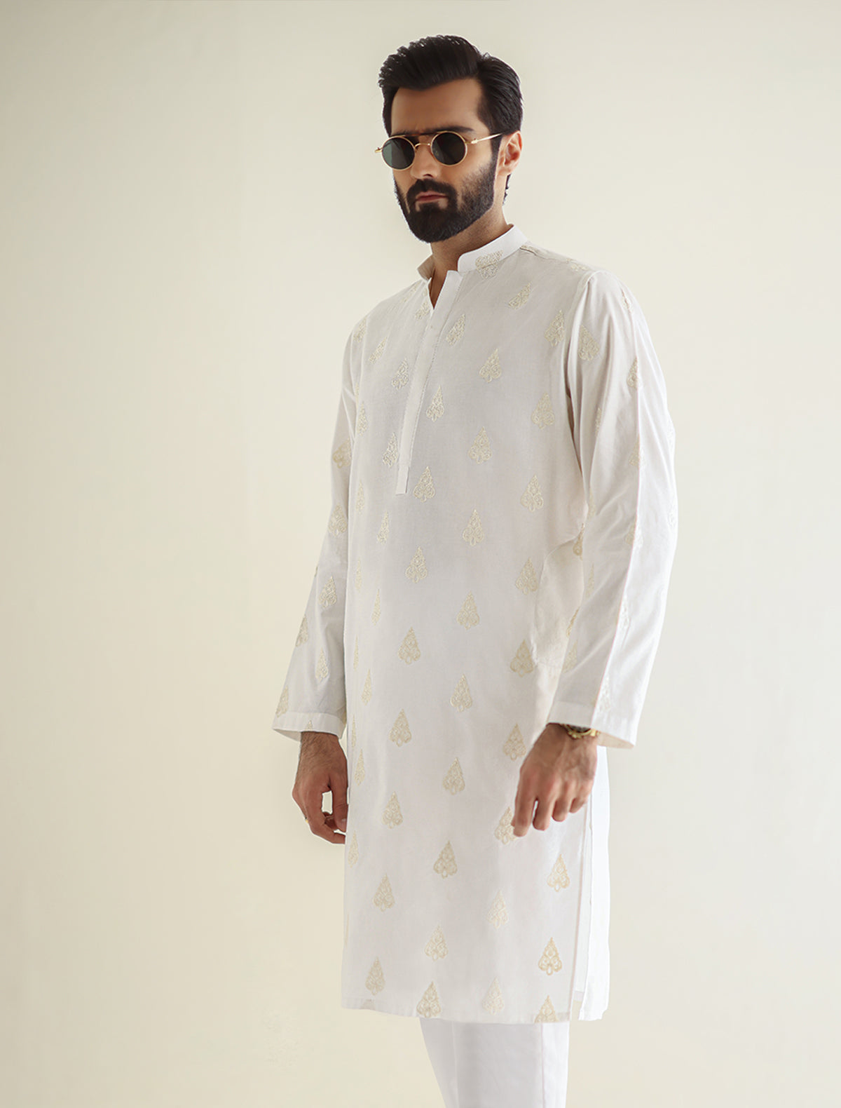 Pakistani Menswear | Ismail Farid - OFF-WHITE EMBROIDERED KURTA - Pakistani Clothes for women, in United Kingdom and United States