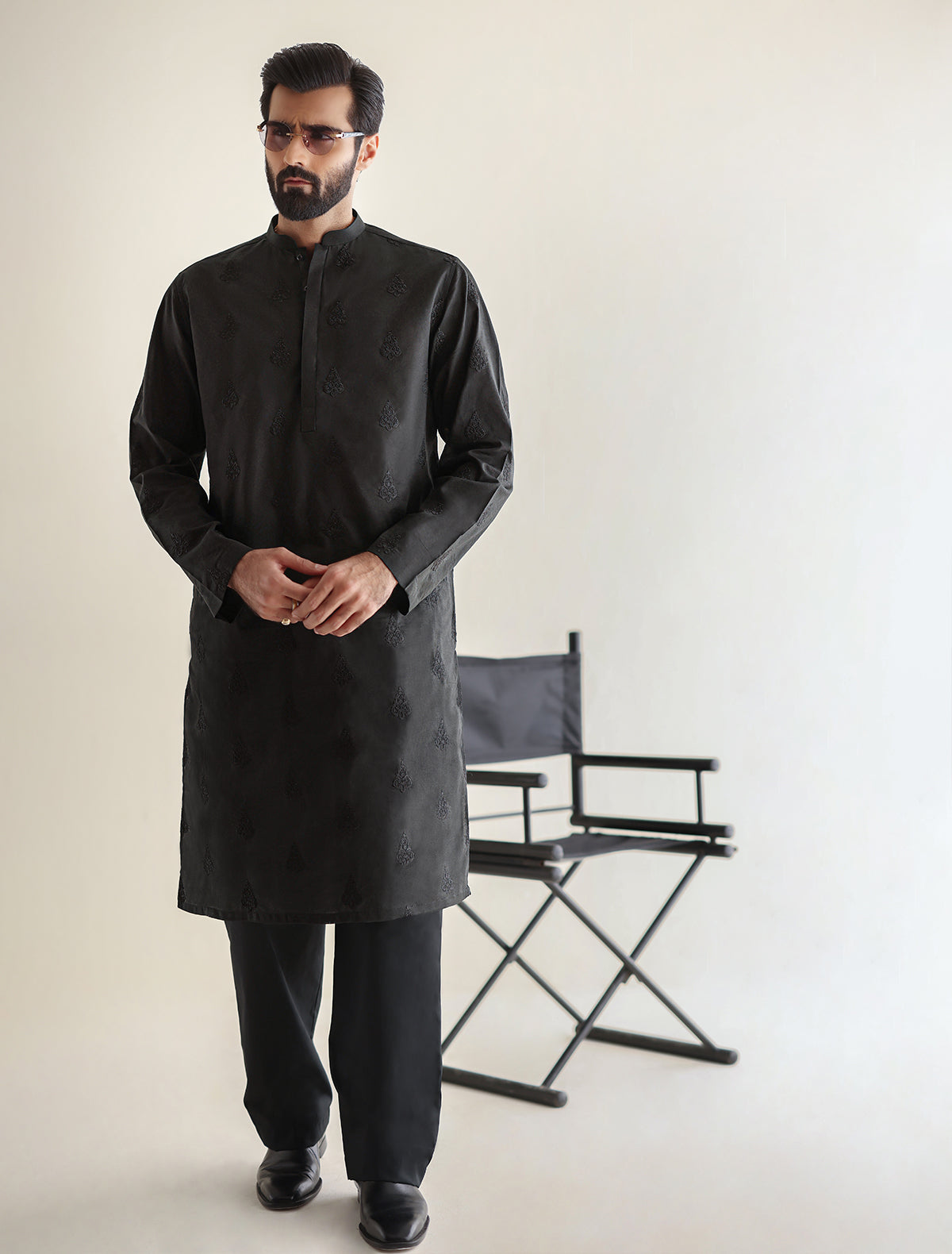 Pakistani Menswear | Ismail Farid - BLACK EMBROIDERED KURTA - Pakistani Clothes for women, in United Kingdom and United States