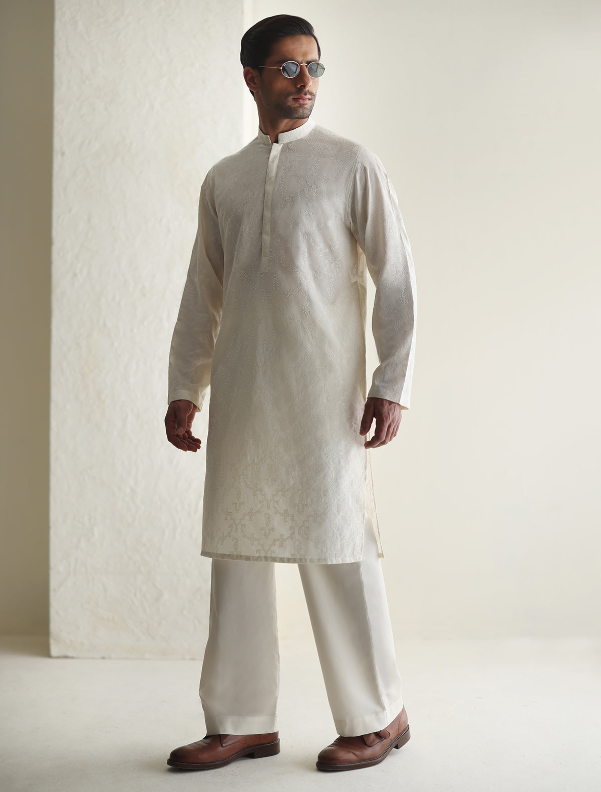 Pakistani Menswear | Ismail Farid - OFF-WHITE EMBROIDERED KURTA - Pakistani Clothes for women, in United Kingdom and United States