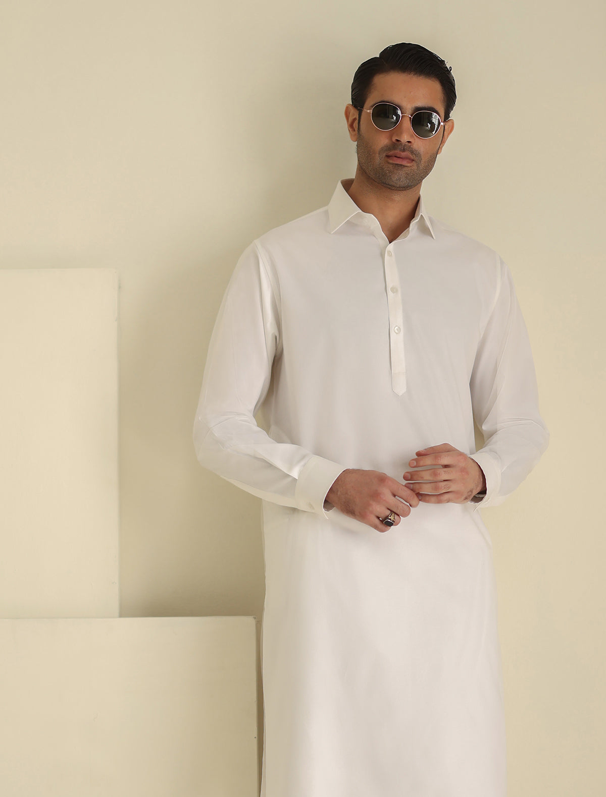 Pakistani Menswear | Ismail Farid - WHITE CLASSIC KAMEEZ SHALWAR - Pakistani Clothes for women, in United Kingdom and United States