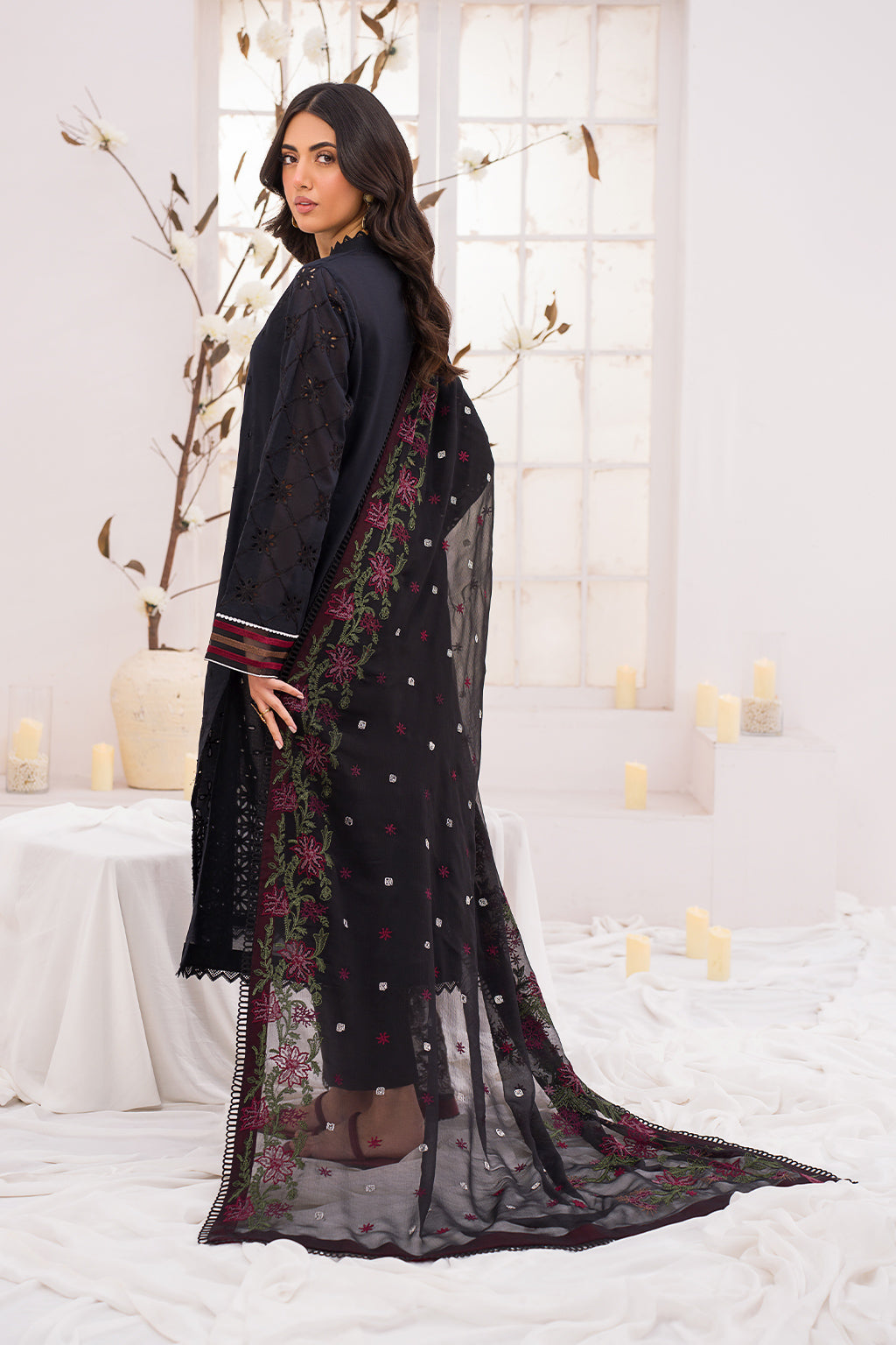 Iznik | Lawnkari 24 | UE-200 GARRULOUS - Pakistani Clothes for women, in United Kingdom and United States