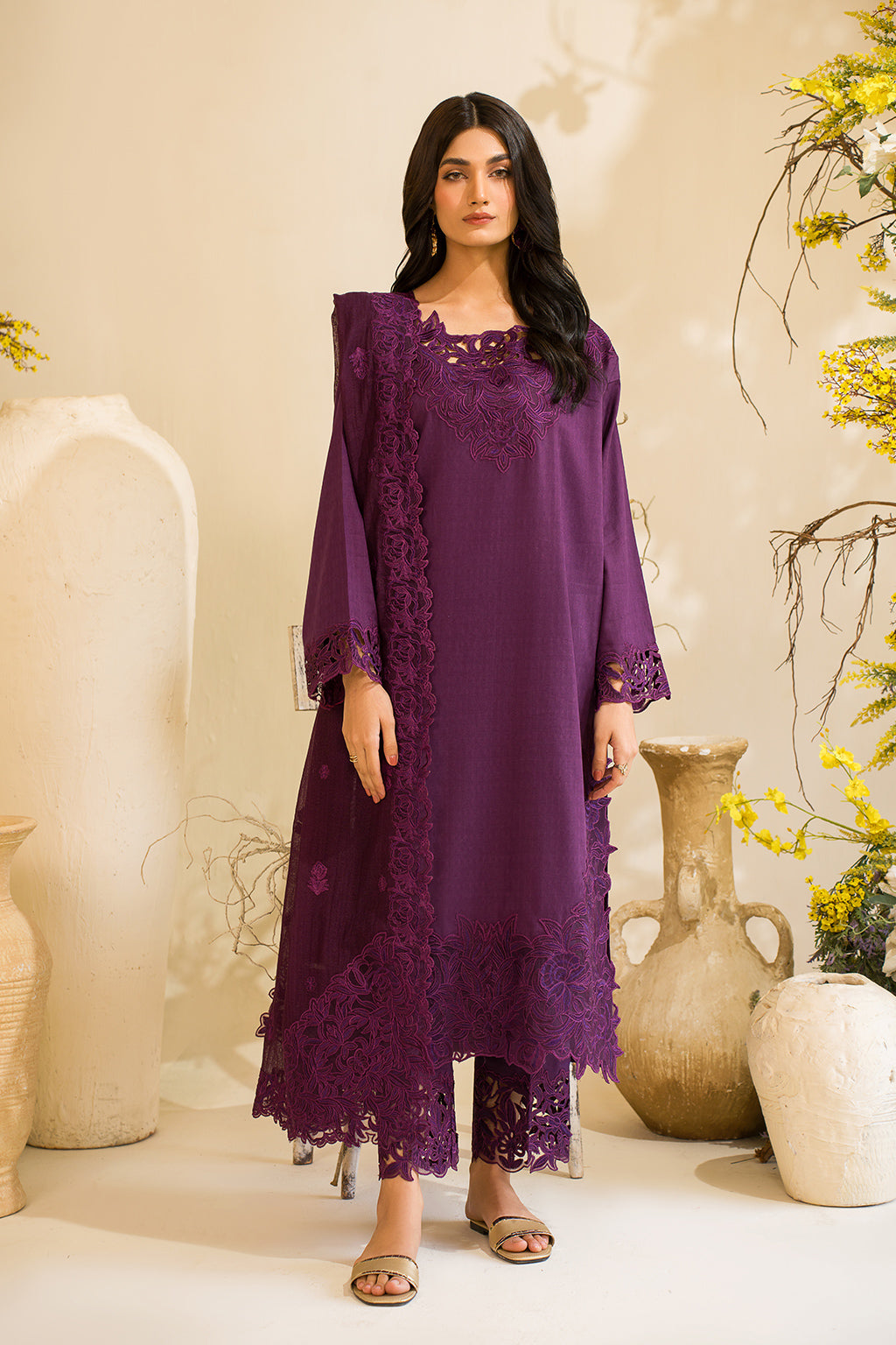 Iznik | Lawnkari 24 | UE-209 QUAGMIRE - Pakistani Clothes for women, in United Kingdom and United States