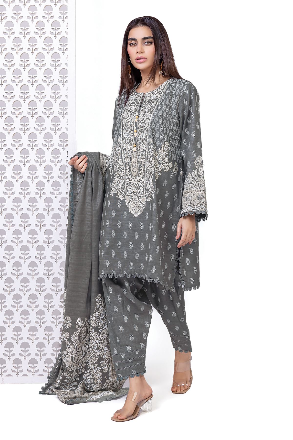 Khaadi | Essential Winter 24 | KEW 44