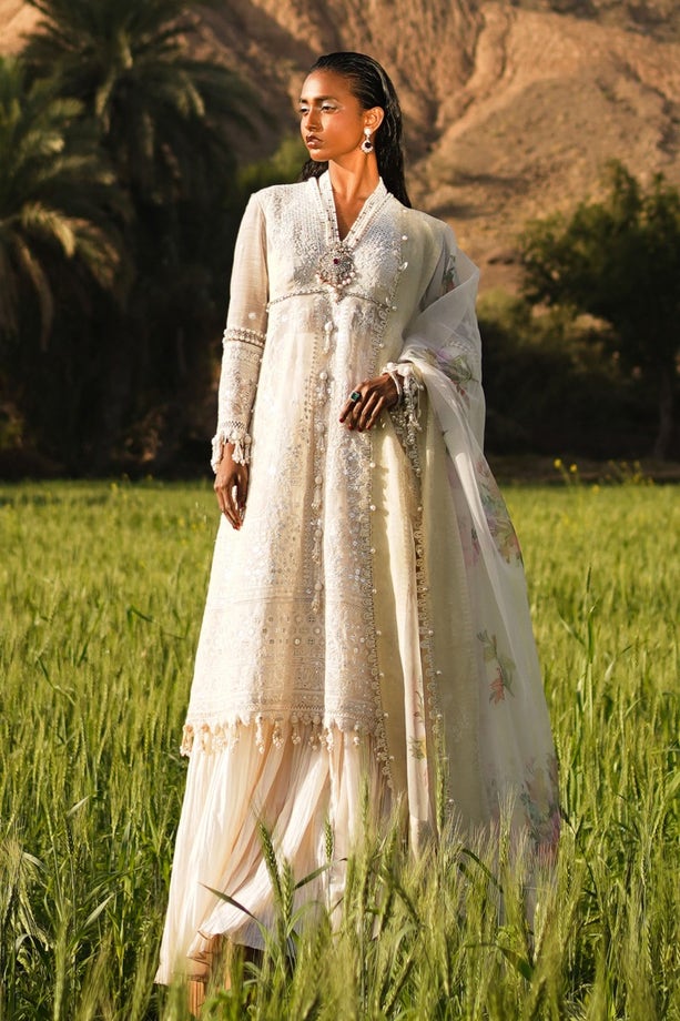 Sana Safinaz | Luxury Lawn Collection | 005A - Pakistani Clothes for women, in United Kingdom and United States