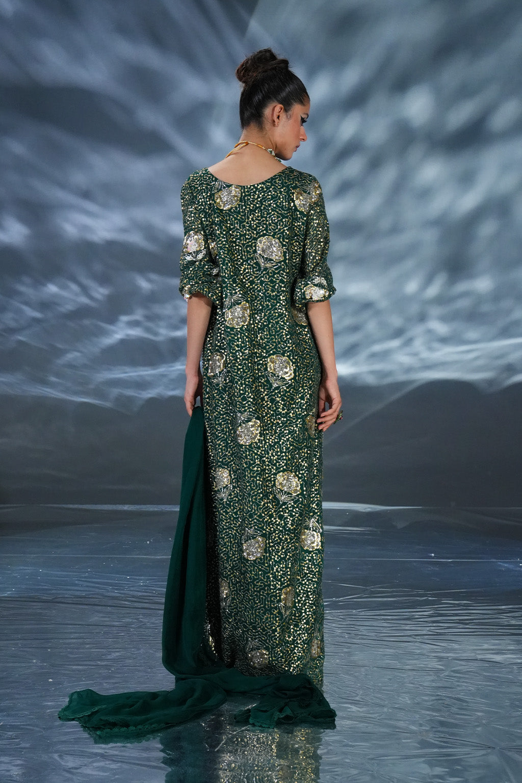 Amave | Oro Luxury Wear | AM-07