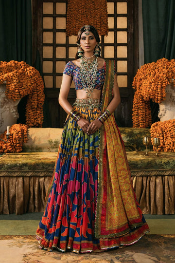 Fahad Hussayn | Lawn Banger | Machla Magar