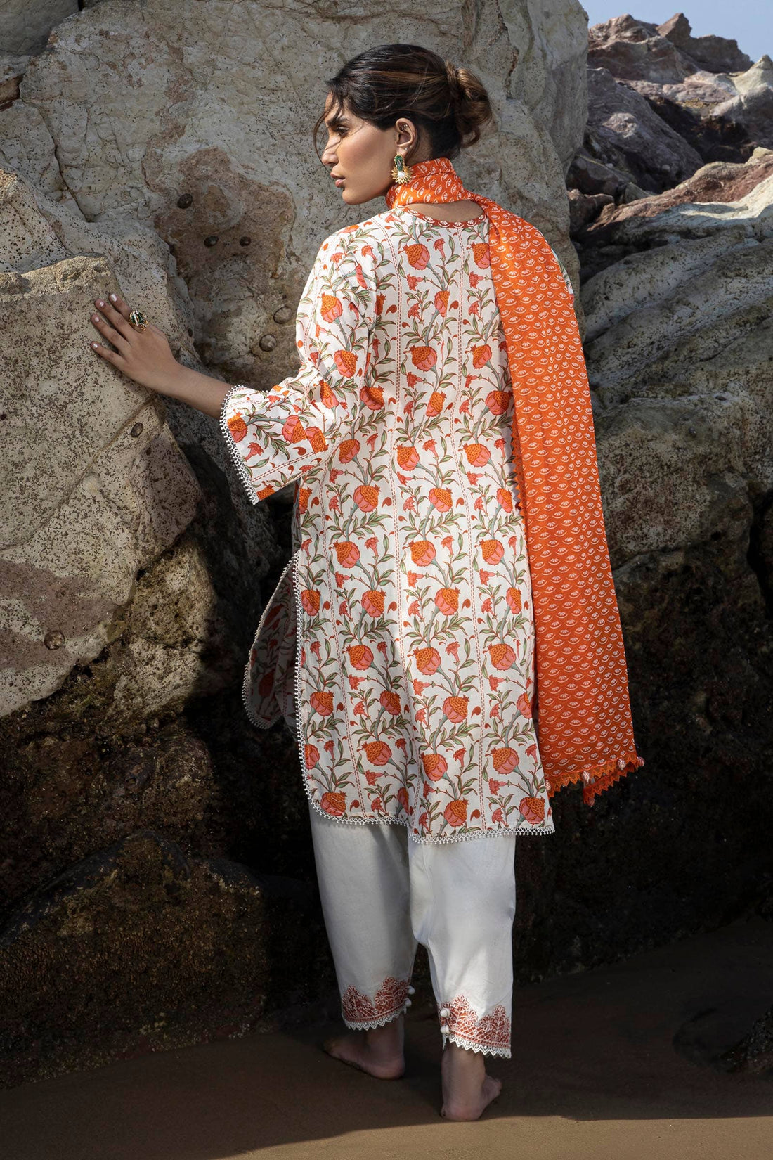 Sana Safinaz | Mahay Spring 24 | H241-002B-2BI - Pakistani Clothes for women, in United Kingdom and United States