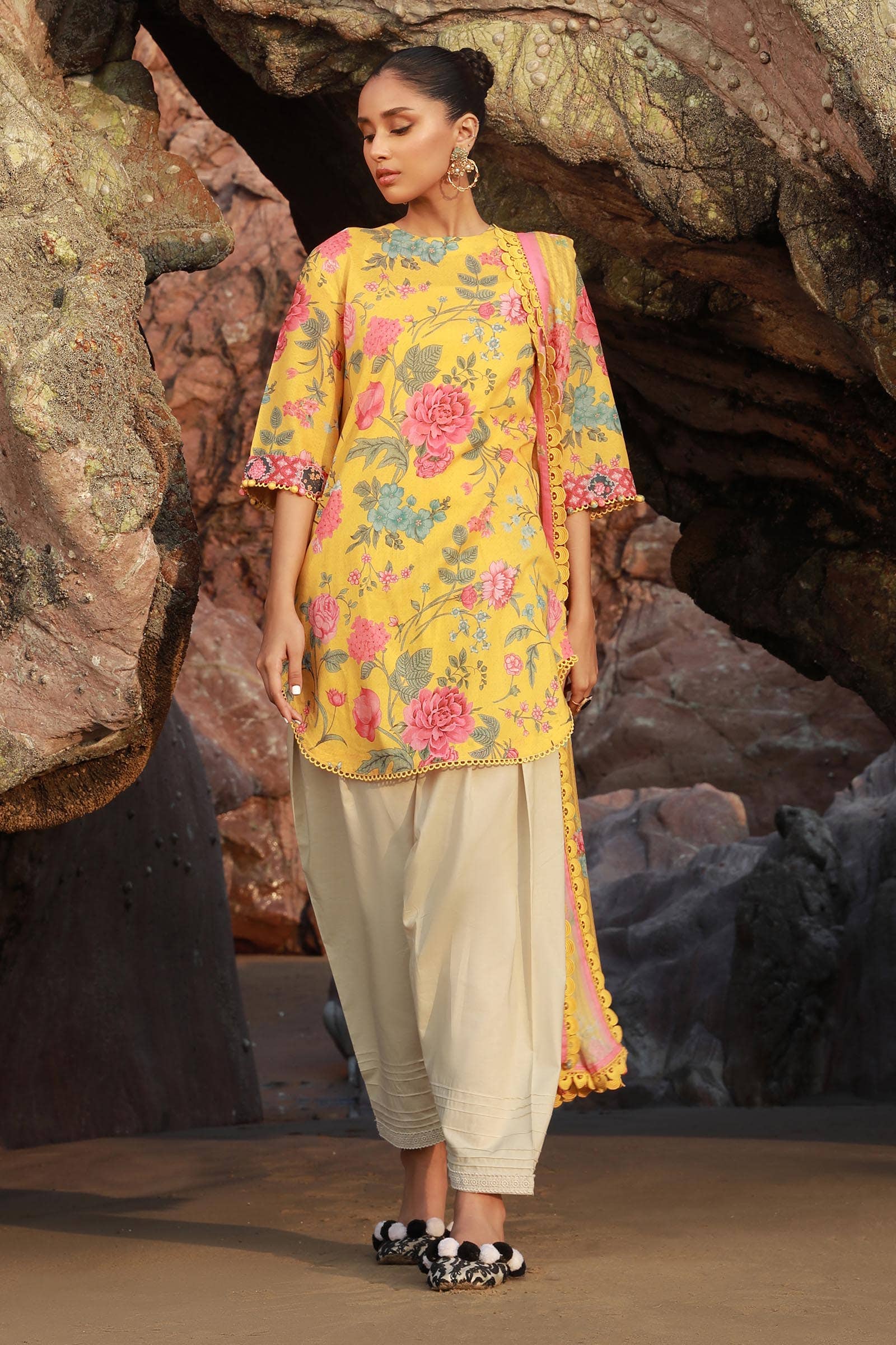 Sana Safinaz | Mahay Spring 24 | H241-007B-2S - Pakistani Clothes for women, in United Kingdom and United States