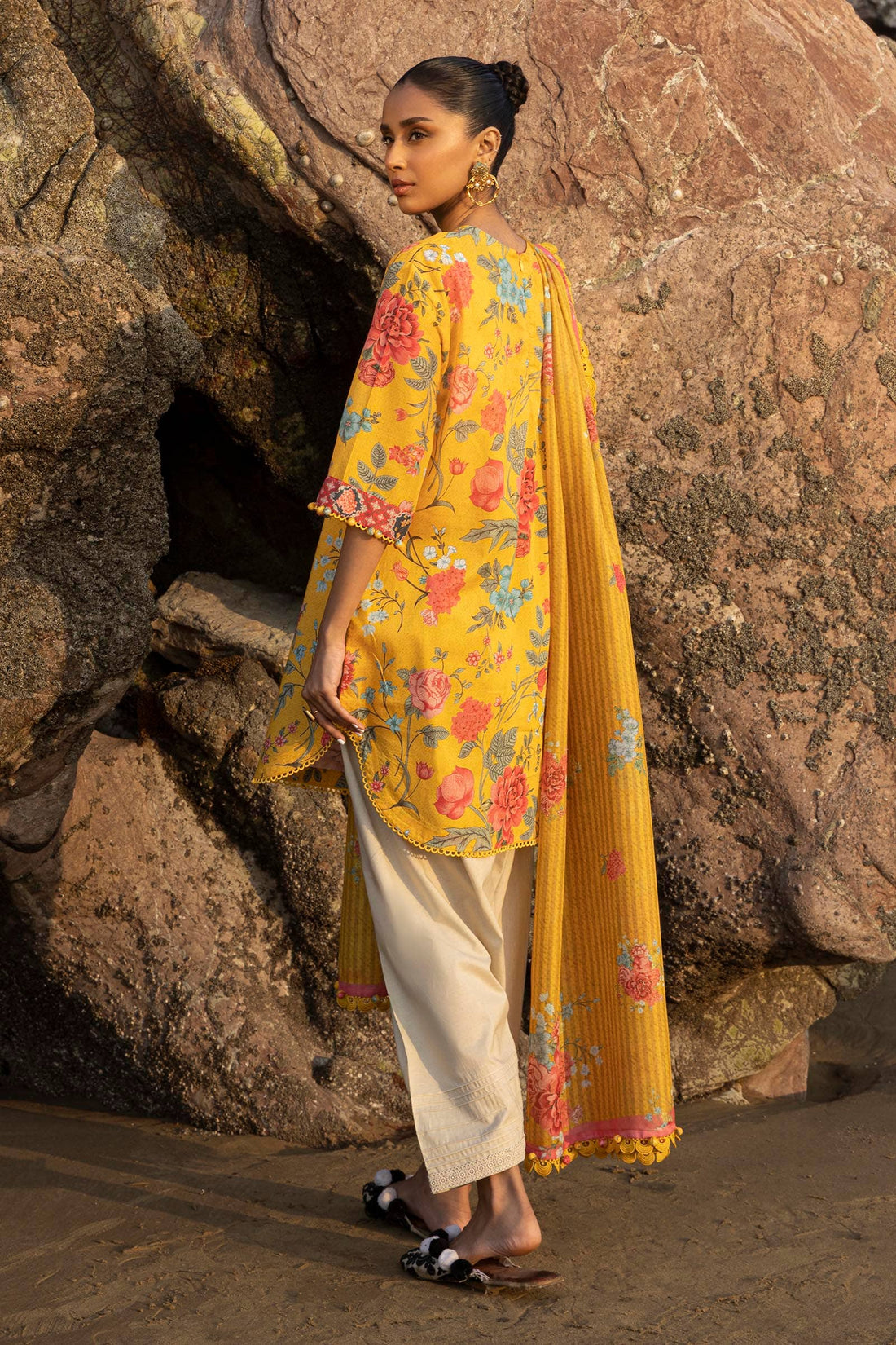 Sana Safinaz | Mahay Spring 24 | H241-007B-2S - Pakistani Clothes for women, in United Kingdom and United States